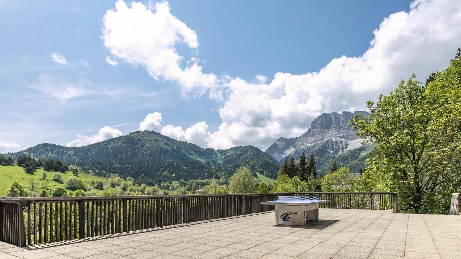 Chalet With Shuttle Bus To The Ski Lift Gresse-en-Vercors Francie
